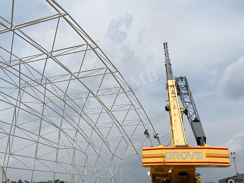 На какие проблемы вам нужно обратить внимание при хранении строительных материалов или руды в России?